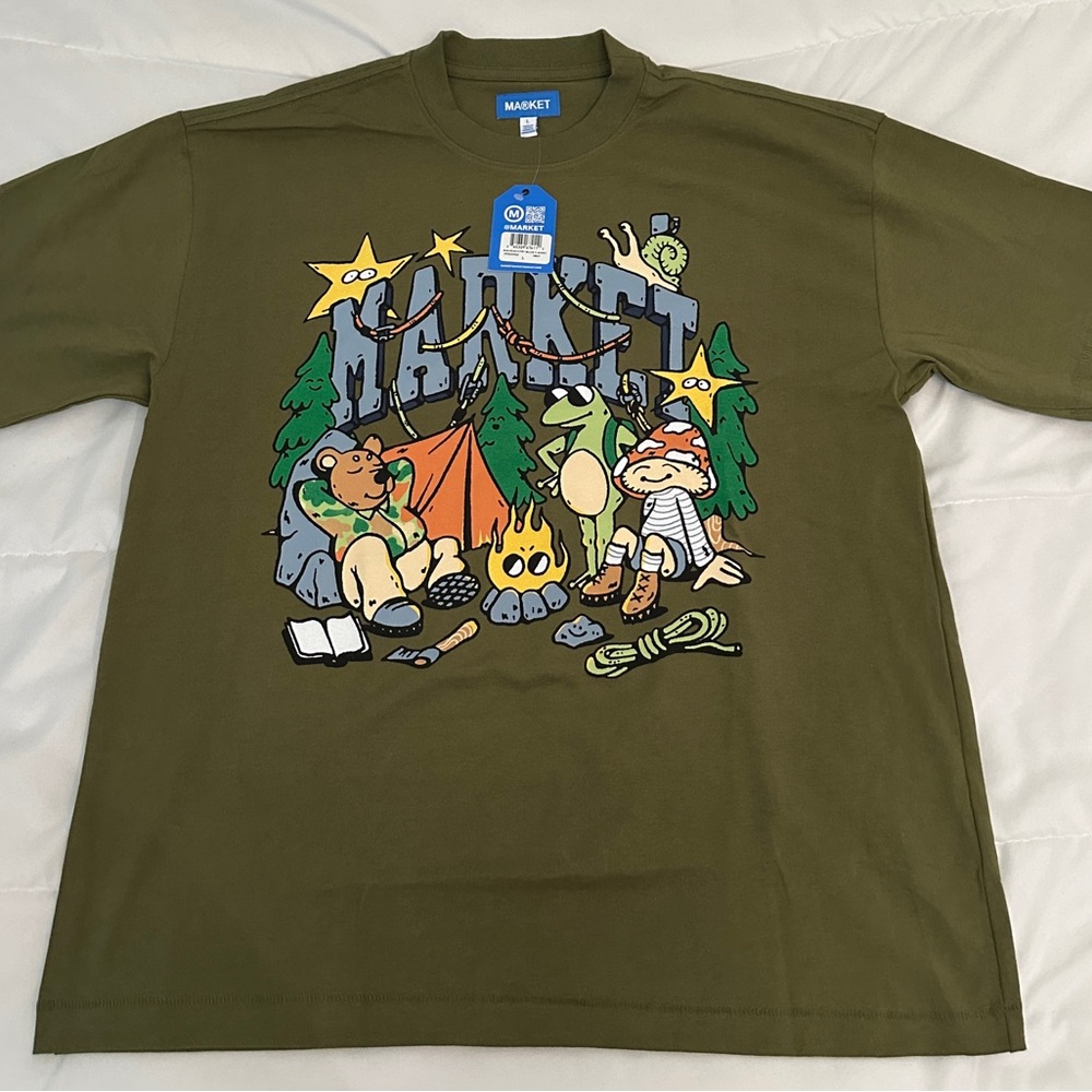 Market Backcountry Buds Men’s Large Green Graphic T Shirt NWT
